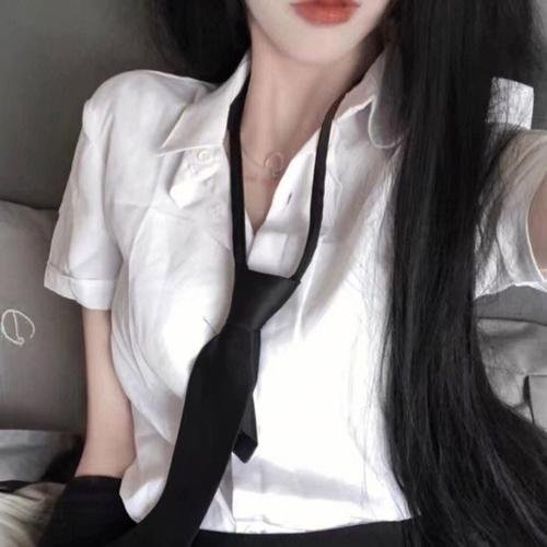 布拉格的大学生