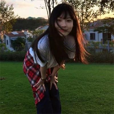 月亮与蛋糕